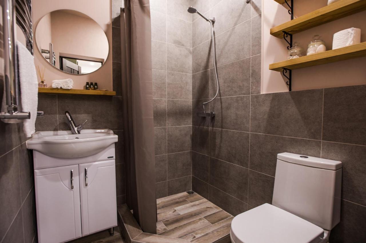 Hotelise I Bells-Of-Ireland Apartment Yerevan Ngoại thất bức ảnh