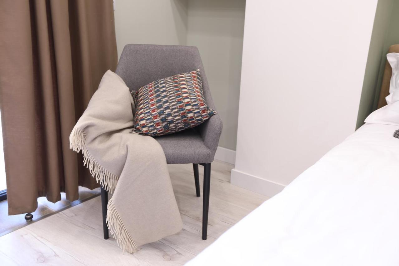 Hotelise I Bells-Of-Ireland Apartment Yerevan Ngoại thất bức ảnh