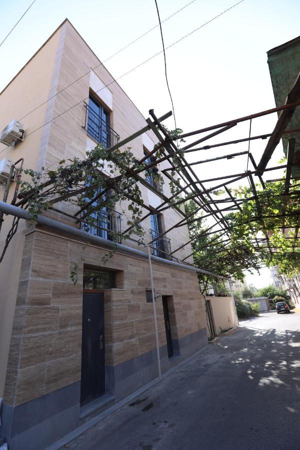 Hotelise I Bells-Of-Ireland Apartment Yerevan Ngoại thất bức ảnh