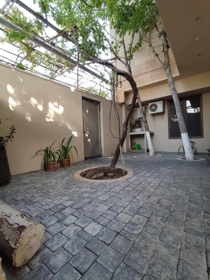 Hotelise I Bells-Of-Ireland Apartment Yerevan Ngoại thất bức ảnh